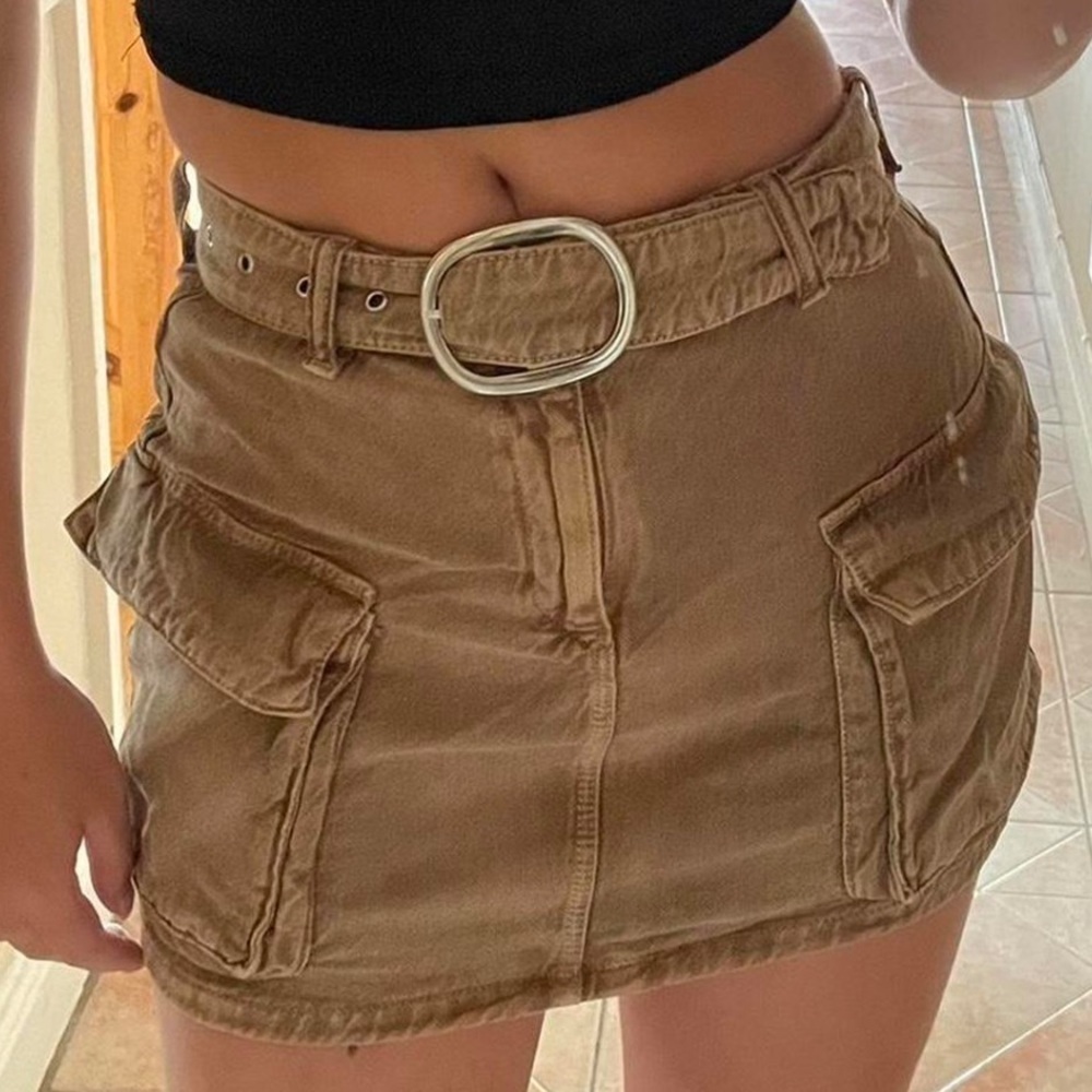 stradivarius Tan Utility Mini Skirt with Silver Buckle 100% cotton - Picture 9 of 9